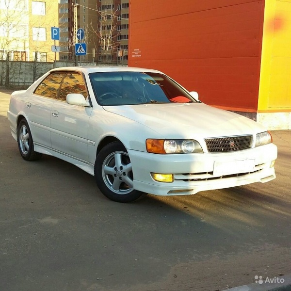 Изображение:Avito-2016 Toyota Chaser.jpg